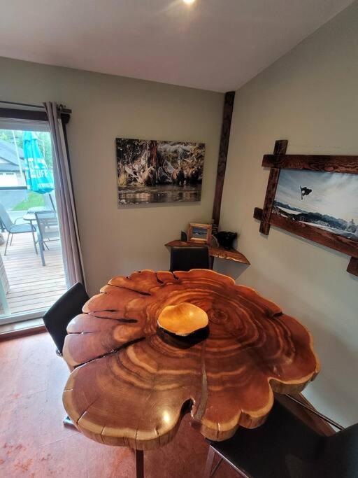 The Best 2 Bedrooms Suite In Revelstoke! Luaran gambar